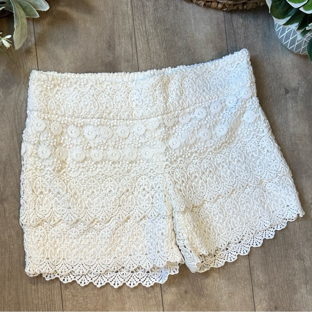 New Ann Taylor Loft Riviera Short White Lace Crochet Shorts women’s Size 00